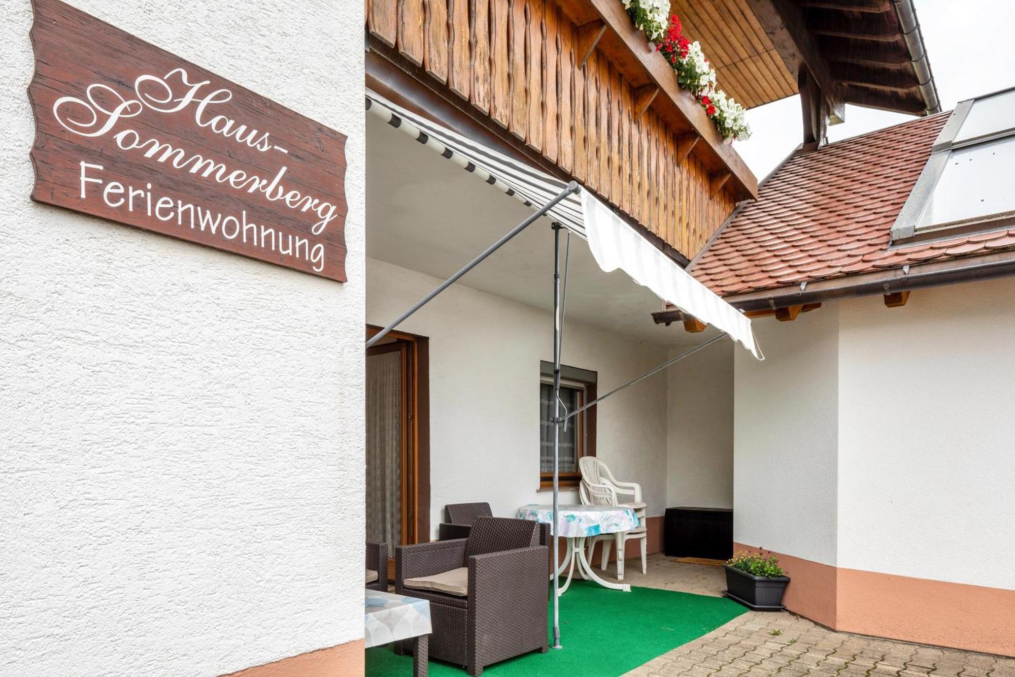 Haus Sommerberg تيتيسي نيوستادت المظهر الخارجي الصورة
